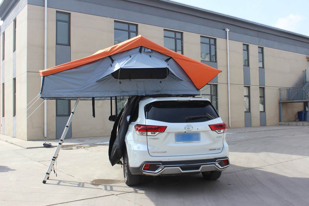 Camping Outdoor Car Tents 3-4 Person Custom Lightweight Insulation Liner Soft Roof Top Tent