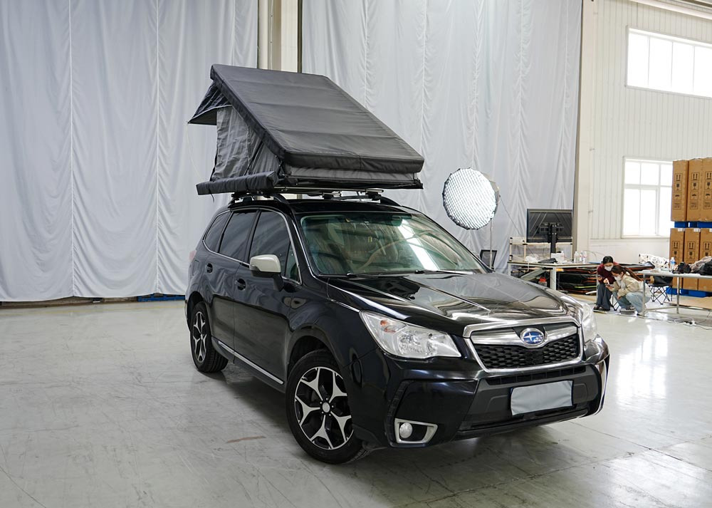 SRT20-130D New Car SoftShell Roof Top Tent Factory Customized Tent Camping Tent Off-Road Suv