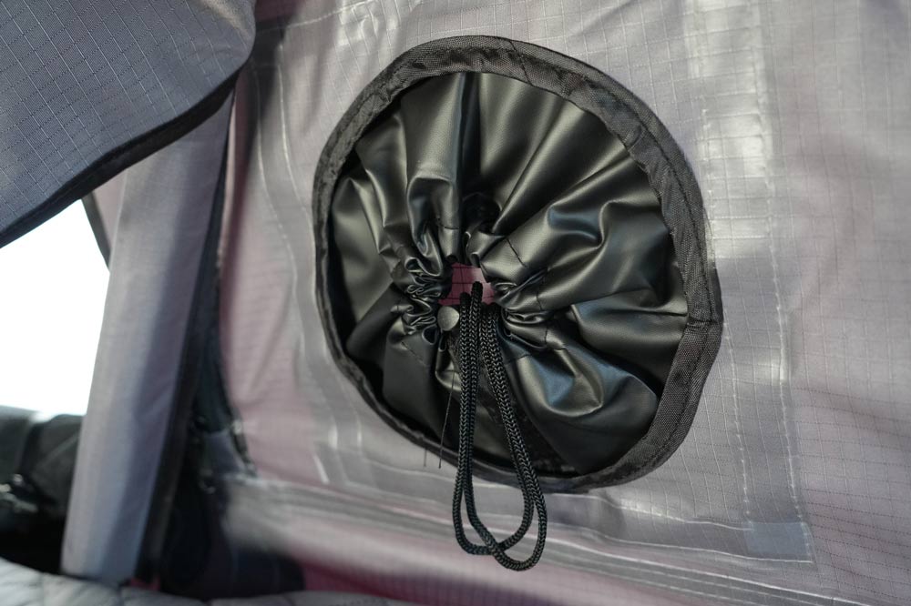 ABS600-160-S0001001 Customized OEM ABS Double Layer Four-season Canvas Rooftop Tents