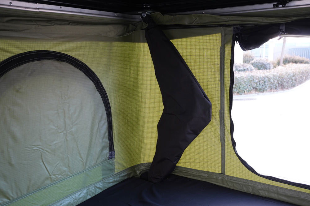 ABS320-130-S0001001 OEM ABS Rooftop Tents Off Road Camping 4X4 Car Roof Top Tent Camper Tents Camping Outdoor