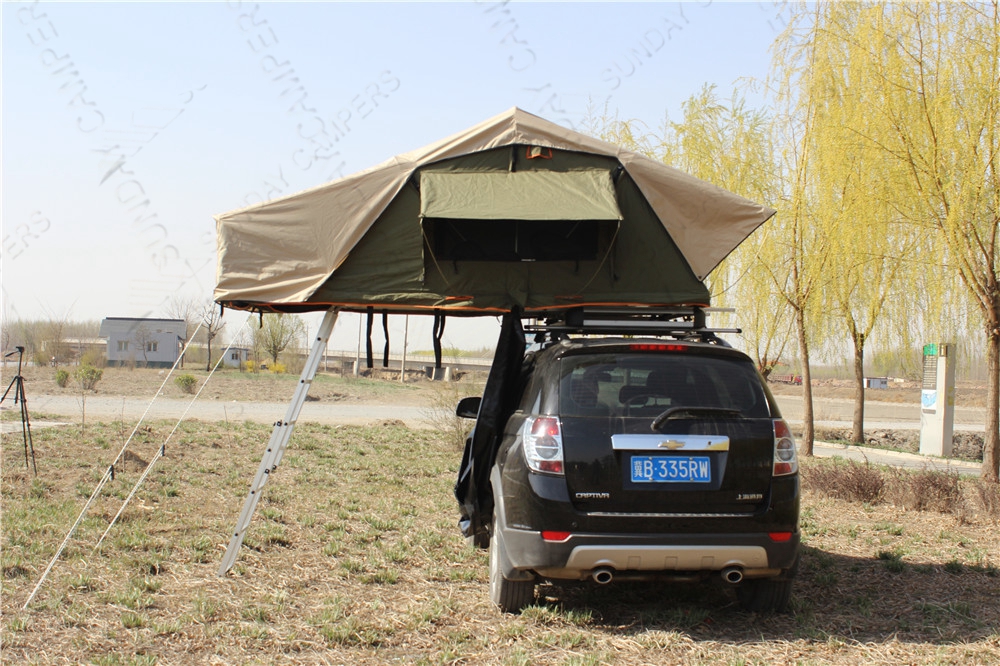 Roof top Tent is a 3-5 person tent, it can be installed for 4x4 Trailer. The entrance is covered, large room with Annex room.