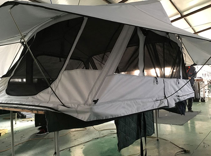 Off Road Camping Roof Top Tent SRT02E-56C（2-4person）